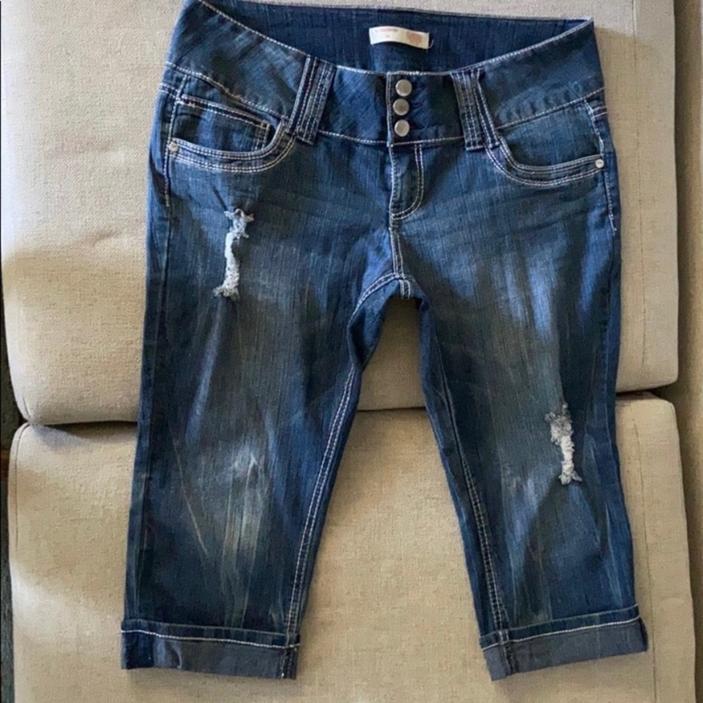Woman’s Capri jeans